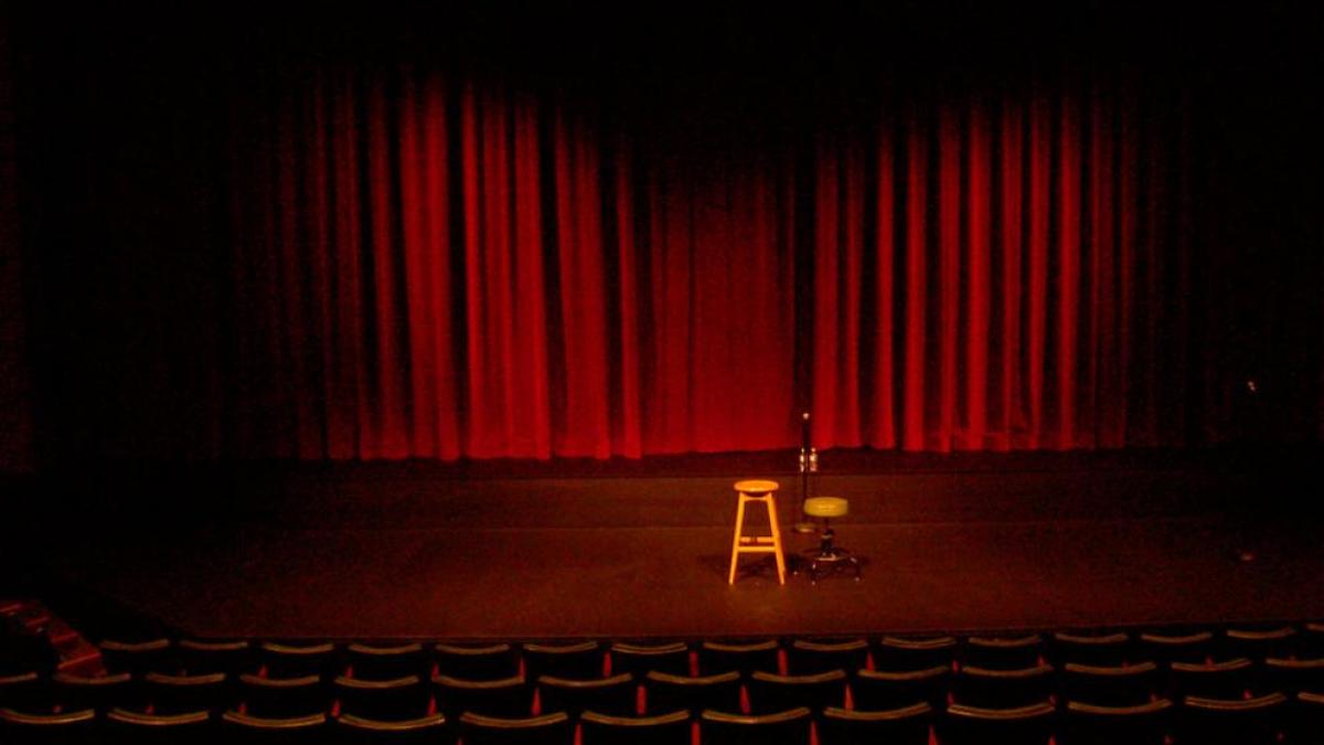 Escenarios de teatros: espacios versátiles para la magia escénica