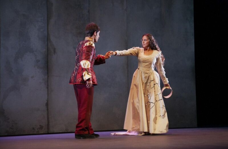 Obra de Teatro Romeo y Julieta: amor y tragedia en Verona